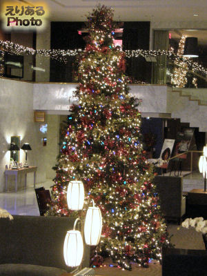 ホテル ニッコー サンフランシスコ（Hole Nikko San Francisco）のクリスマスツリー