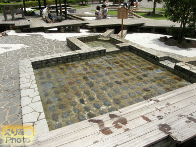 万葉公園足湯施設「独歩の湯」 脾骨（ひこつ）の泉